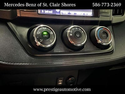 2018 Toyota RAV4 LE AWD (Natl)