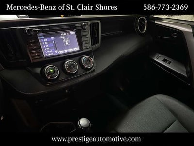 2018 Toyota RAV4 LE AWD (Natl)