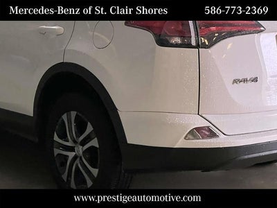 2018 Toyota RAV4 LE AWD (Natl)