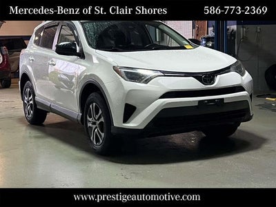 2018 Toyota RAV4 LE AWD (Natl)
